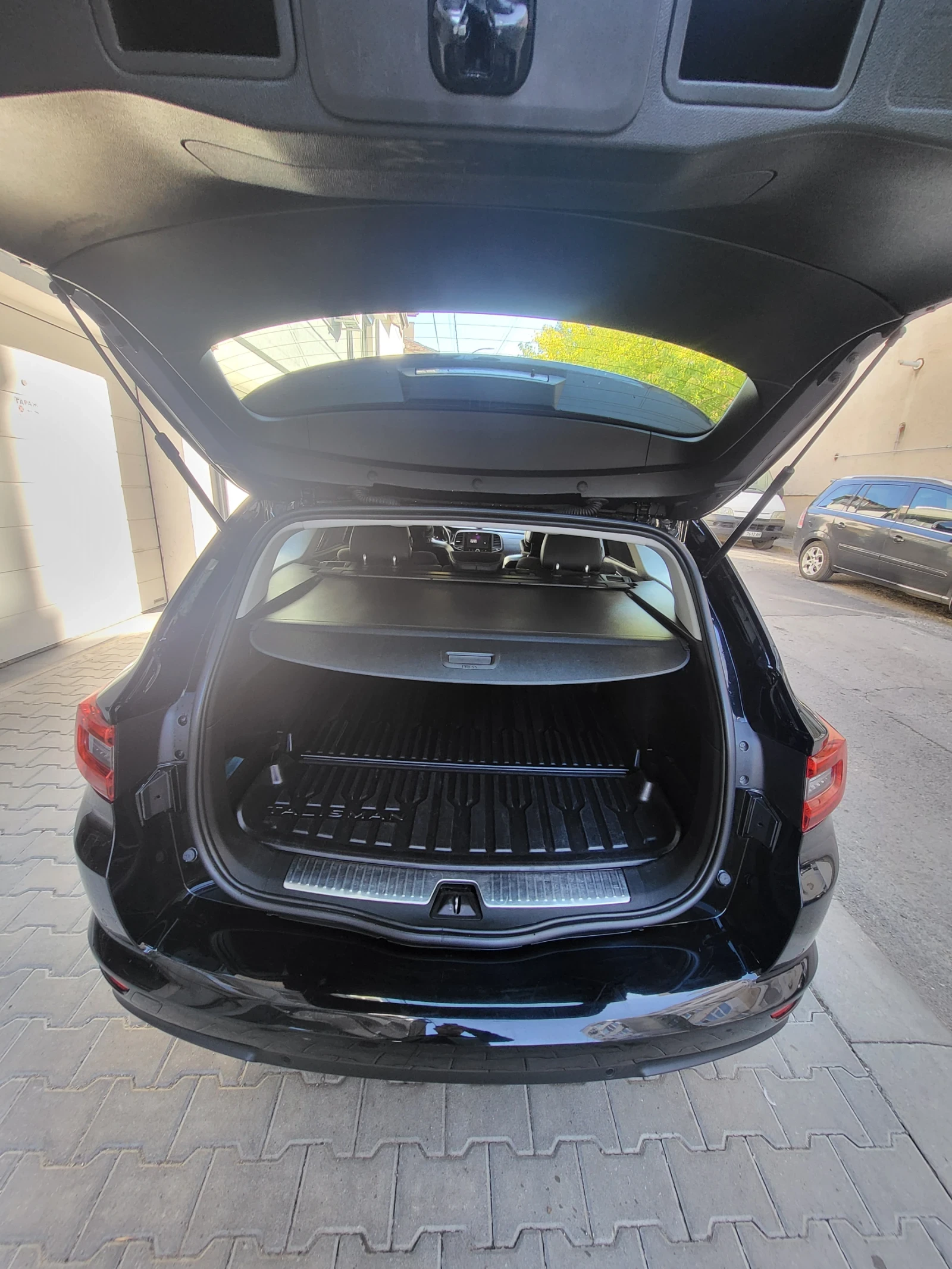 Renault Talisman, снимка 10 - Автомобили и джипове - 56349838