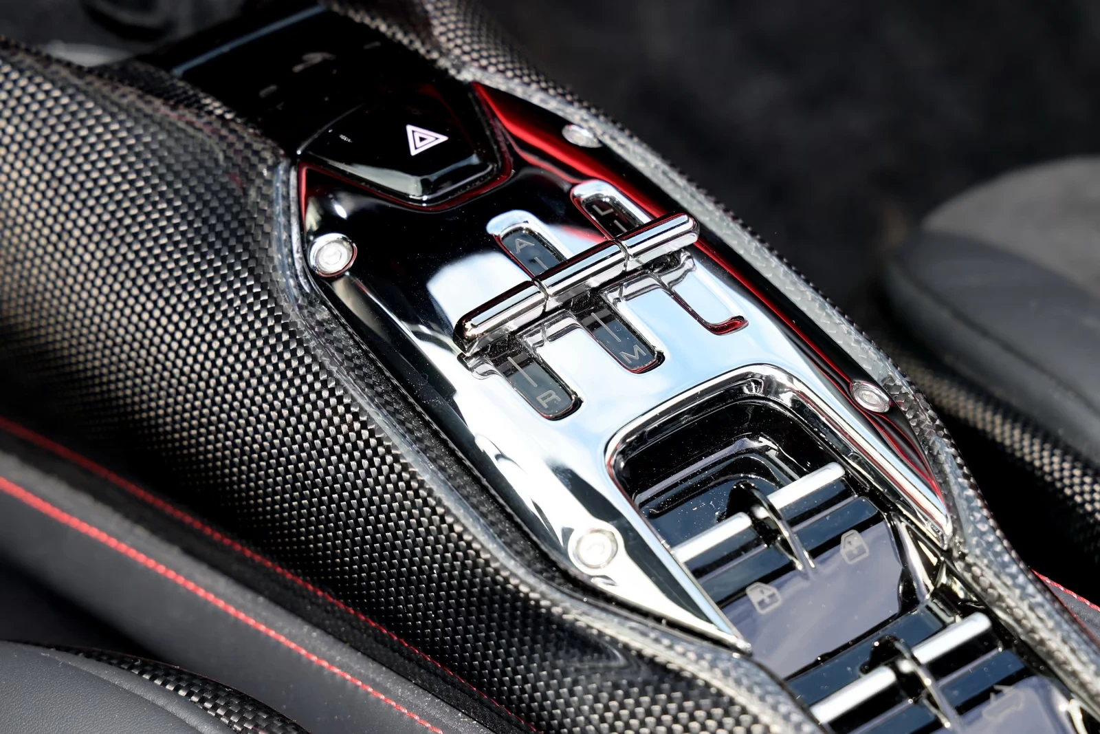 Ferrari SF 90 SPIDER/LIFT/CARBON/SCUDERIA/PPF/LED/ | Mobile.bg � ����������� 12