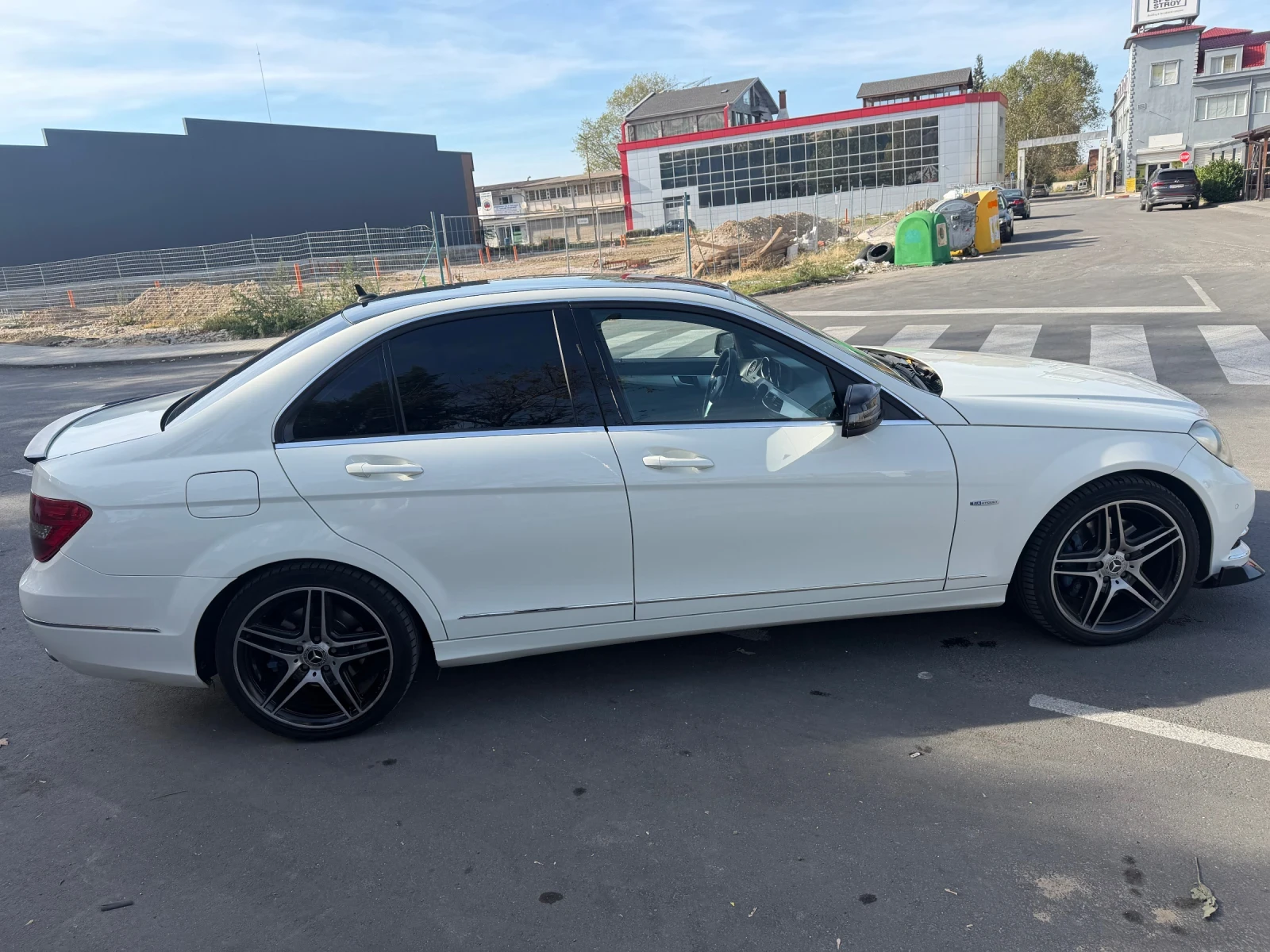 Mercedes-Benz C 350, снимка 5 - Автомобили и джипове - 56587318
