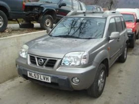 Nissan X-trail 2.5i 1