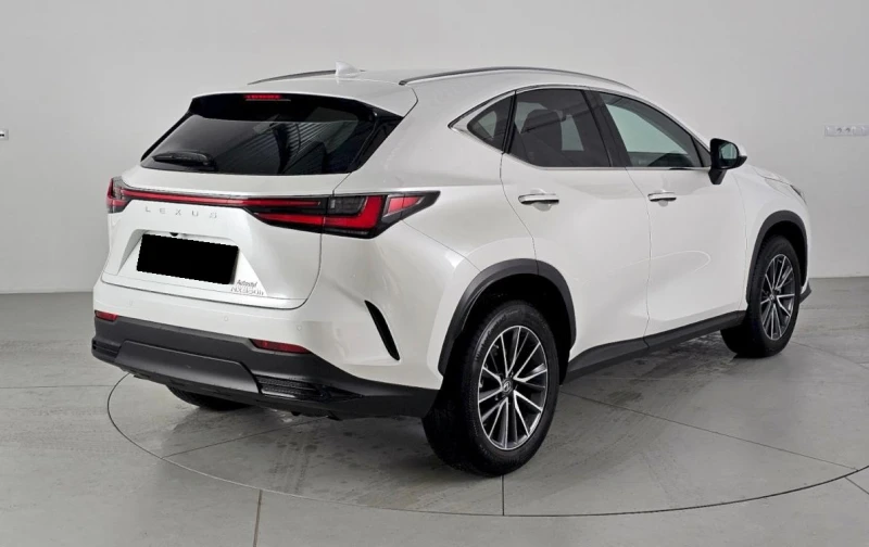 Lexus NX 350h Business Plus AWD, снимка 2 - Автомобили и джипове - 46986820