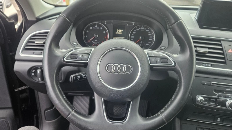 Audi Q3 2.0TFSI Quattro, снимка 11 - Автомобили и джипове - 48207600