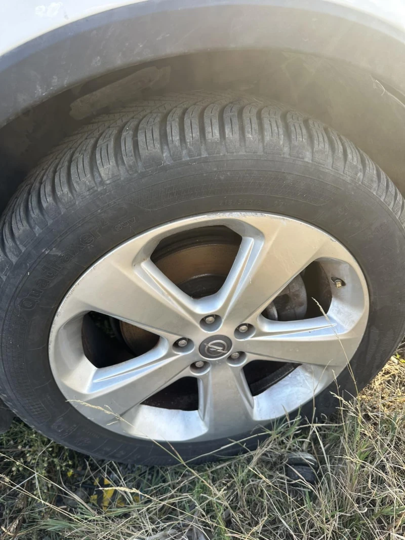 Opel Mokka 1.7tdci , снимка 4 - Автомобили и джипове - 52069389