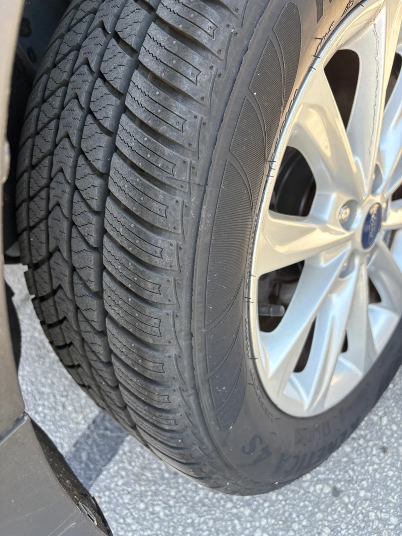 Ford Kuga 2.0TDCI , снимка 9 - Автомобили и джипове - 52306099