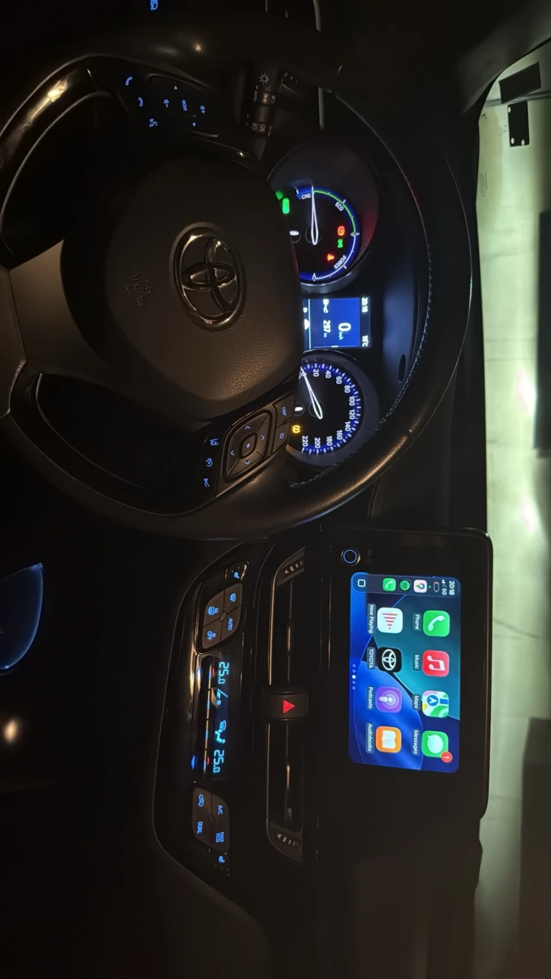 Toyota C-HR, снимка 7 - Автомобили и джипове - 52427255