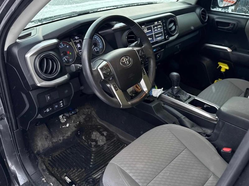 Toyota Tacoma * 4x4 Double Cab Auto * CARFAX * БЕЗ ПЪРВОНАЧАЛНА , снимка 5 - Автомобили и джипове - 52865769