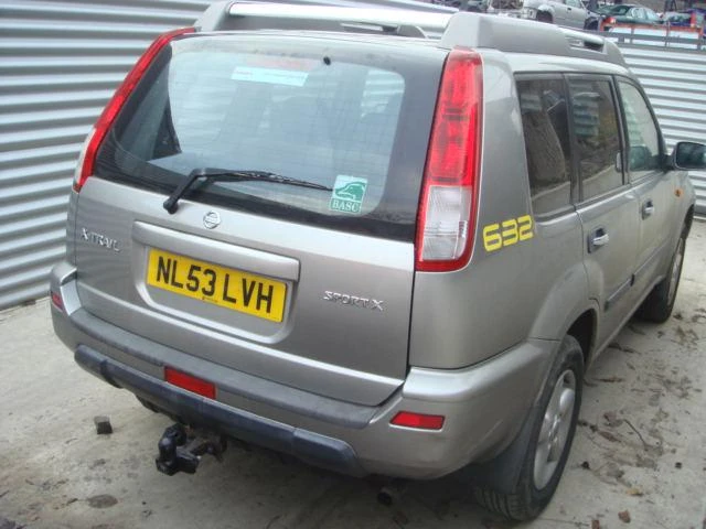 Nissan X-trail 2.5i, снимка 4 - Автомобили и джипове - 46834280