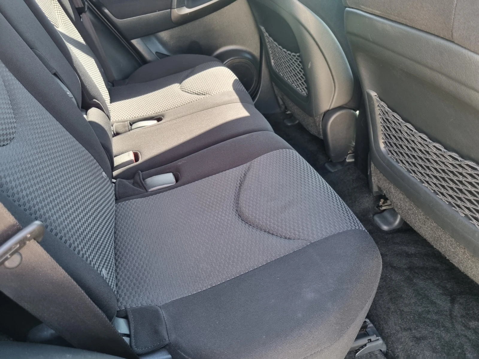 Toyota Rav4 2.0 158k.c Facelift Linea Sol Швейцария - изображение 10