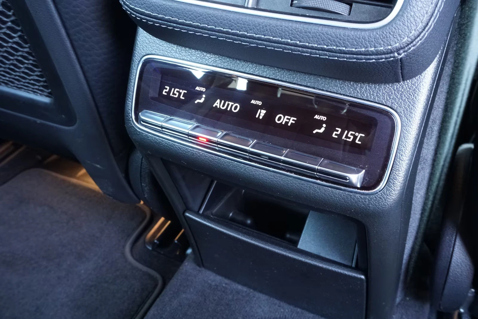 Mercedes-Benz GLE 400 d/4MATIC/AMG/330HP/ACC/CARPLAY/CAM/MEMO/CPIT./400f | Mobile.bg   15