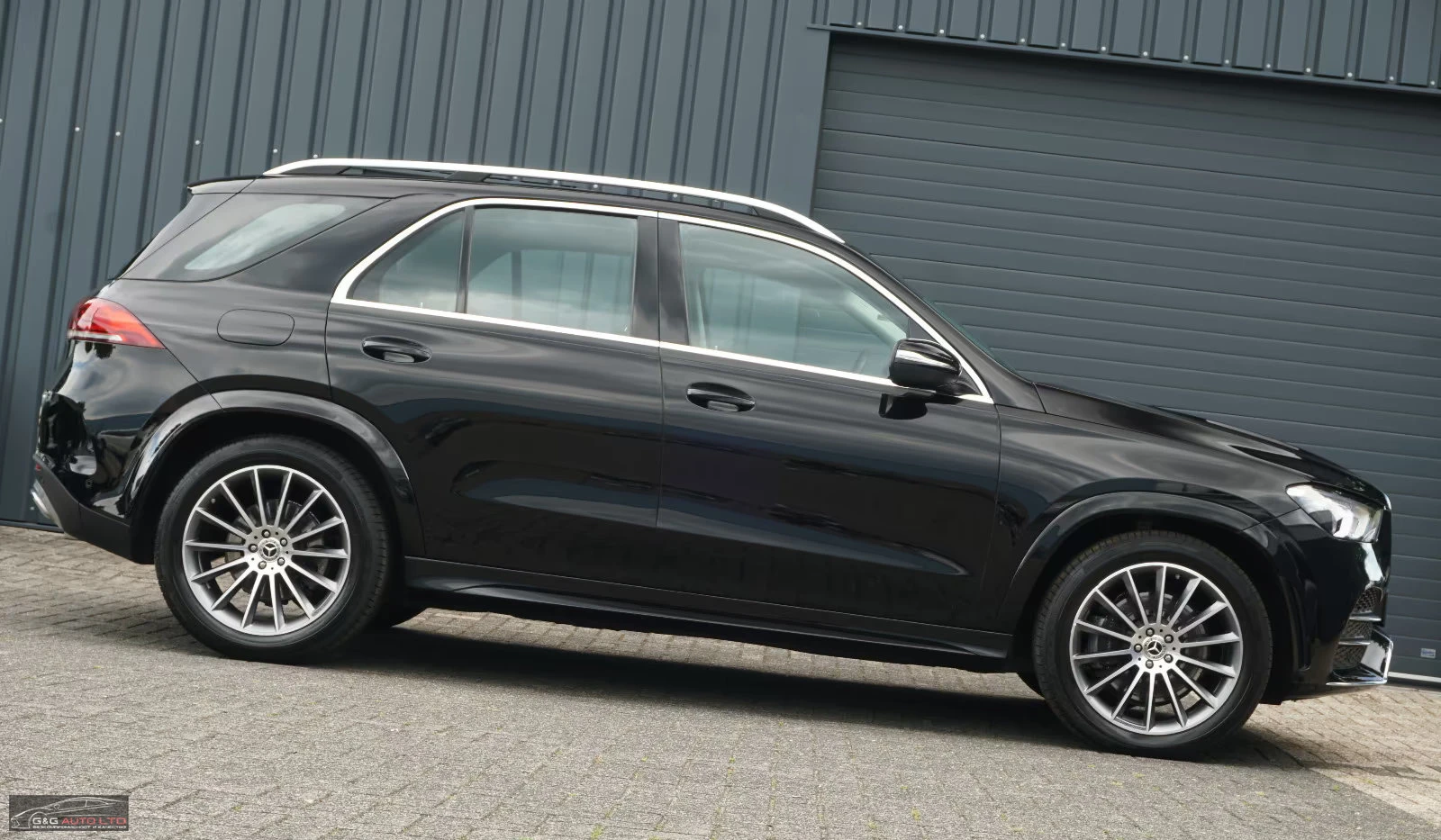 Mercedes-Benz GLE 400 d/4MATIC/AMG/330HP/ACC/CARPLAY/CAM/MEMO/CPIT./400f - изображение 5