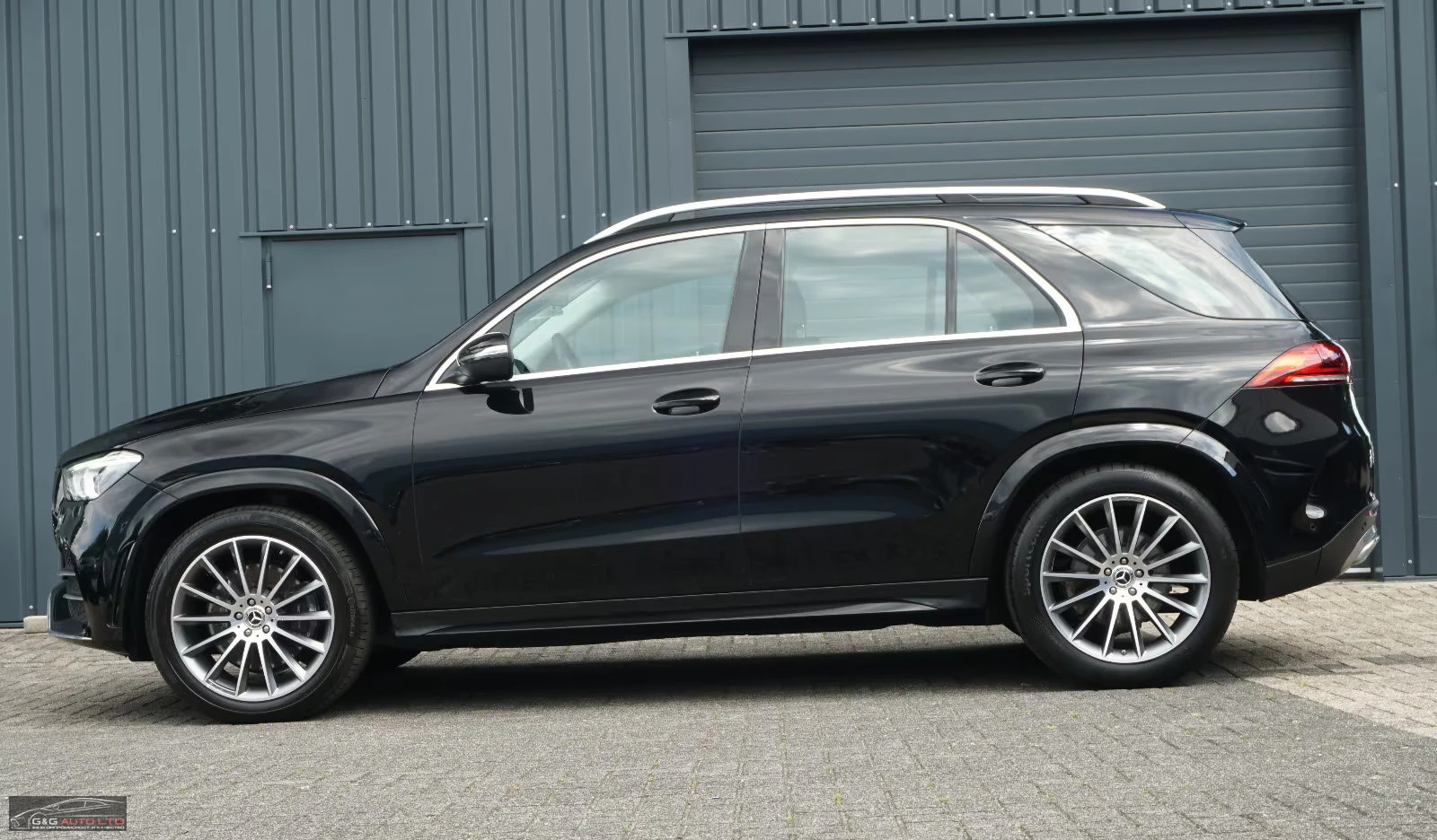 Mercedes-Benz GLE 400 d/4MATIC/AMG/330HP/ACC/CARPLAY/CAM/MEMO/CPIT./400f - изображение 3