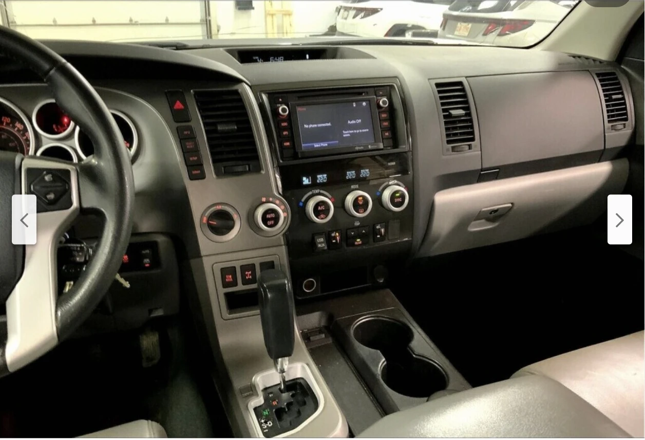 Toyota Sequoia 5.7* V8* ПОДГРЕВ* КАМЕРА* КЕЙЛЕС*  - изображение 9