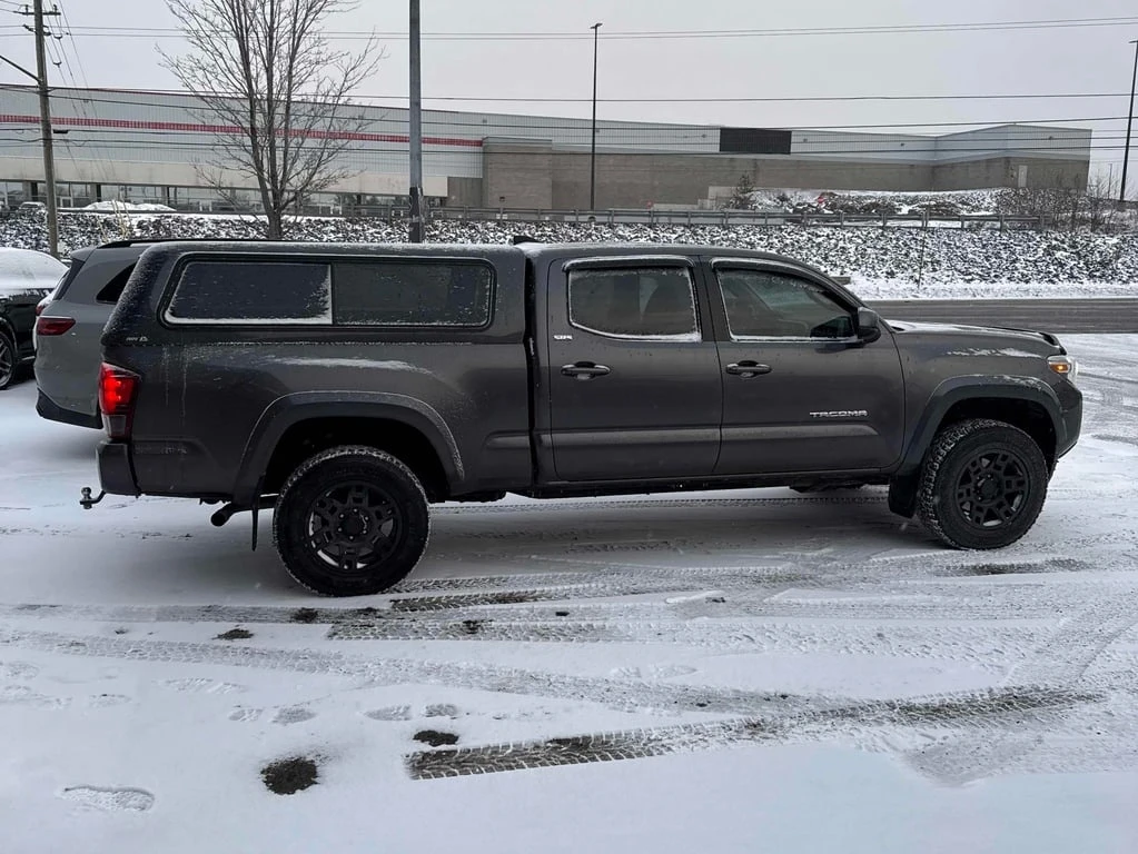 Toyota Tacoma * 4x4 Double Cab Auto * CARFAX * БЕЗ ПЪРВОНАЧАЛНА  - изображение 3