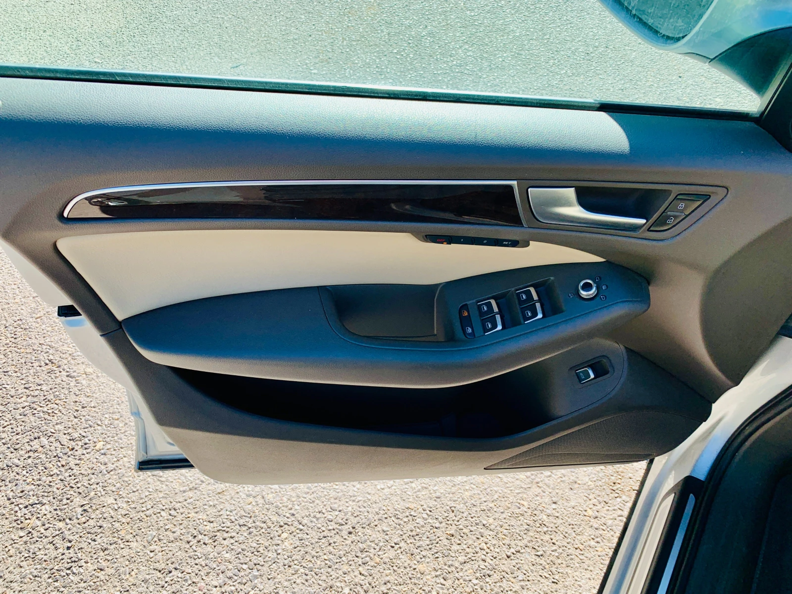 Audi Q5 2.0, снимка 4 - Автомобили и джипове - 53762492