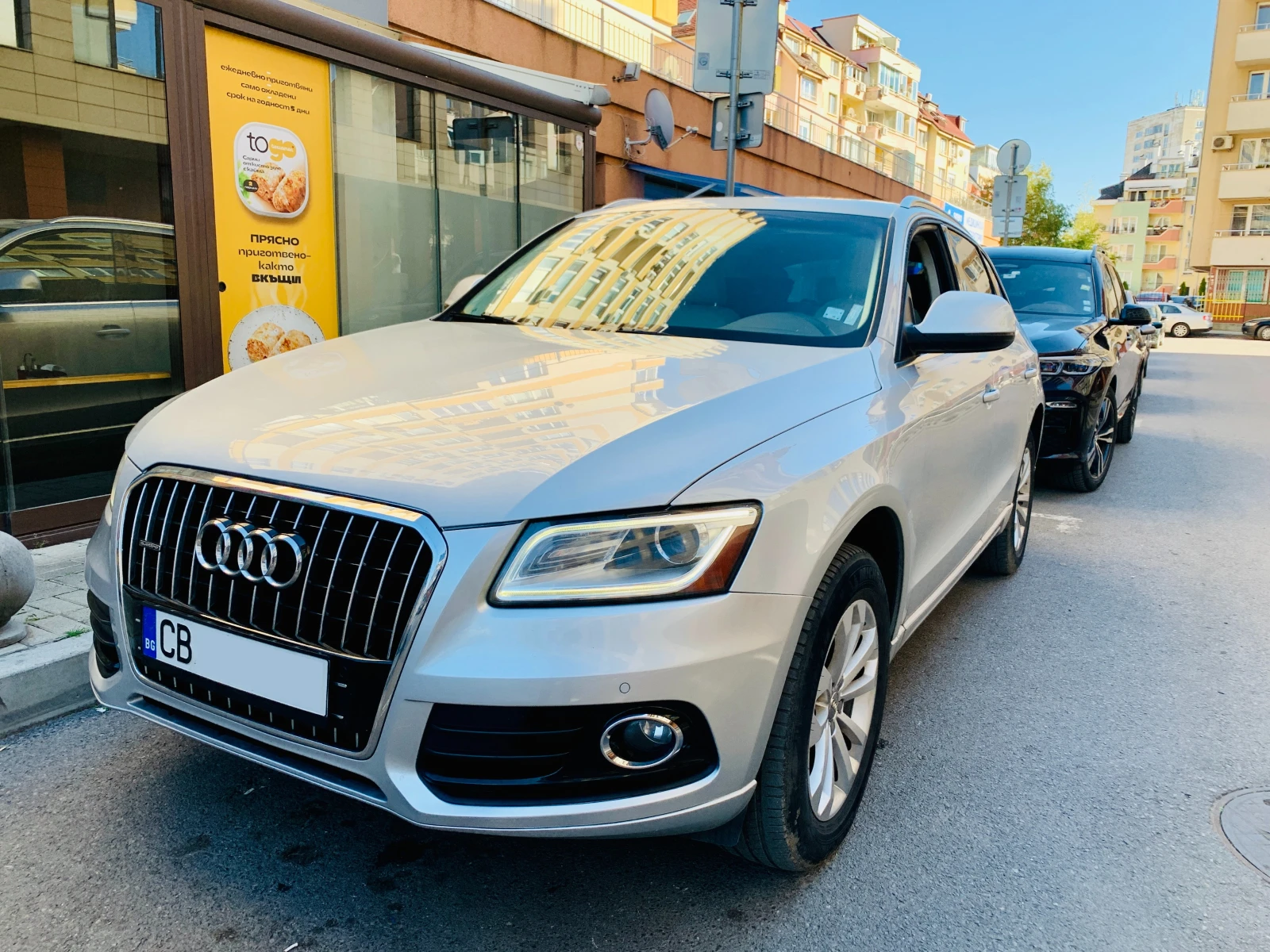Audi Q5 2.0, снимка 9 - Автомобили и джипове - 53762492