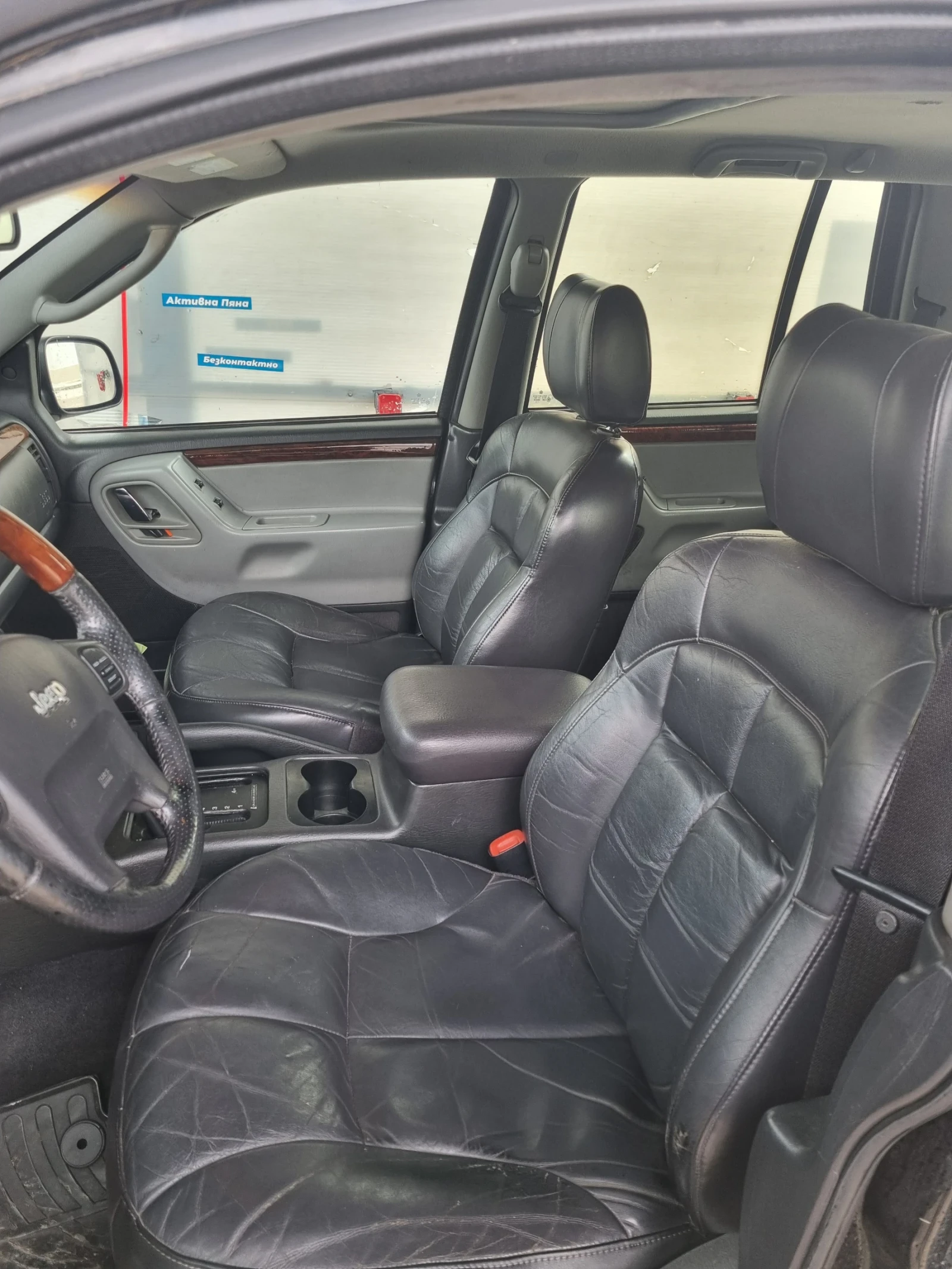 Jeep Grand cherokee, снимка 11 - Автомобили и джипове - 54757872