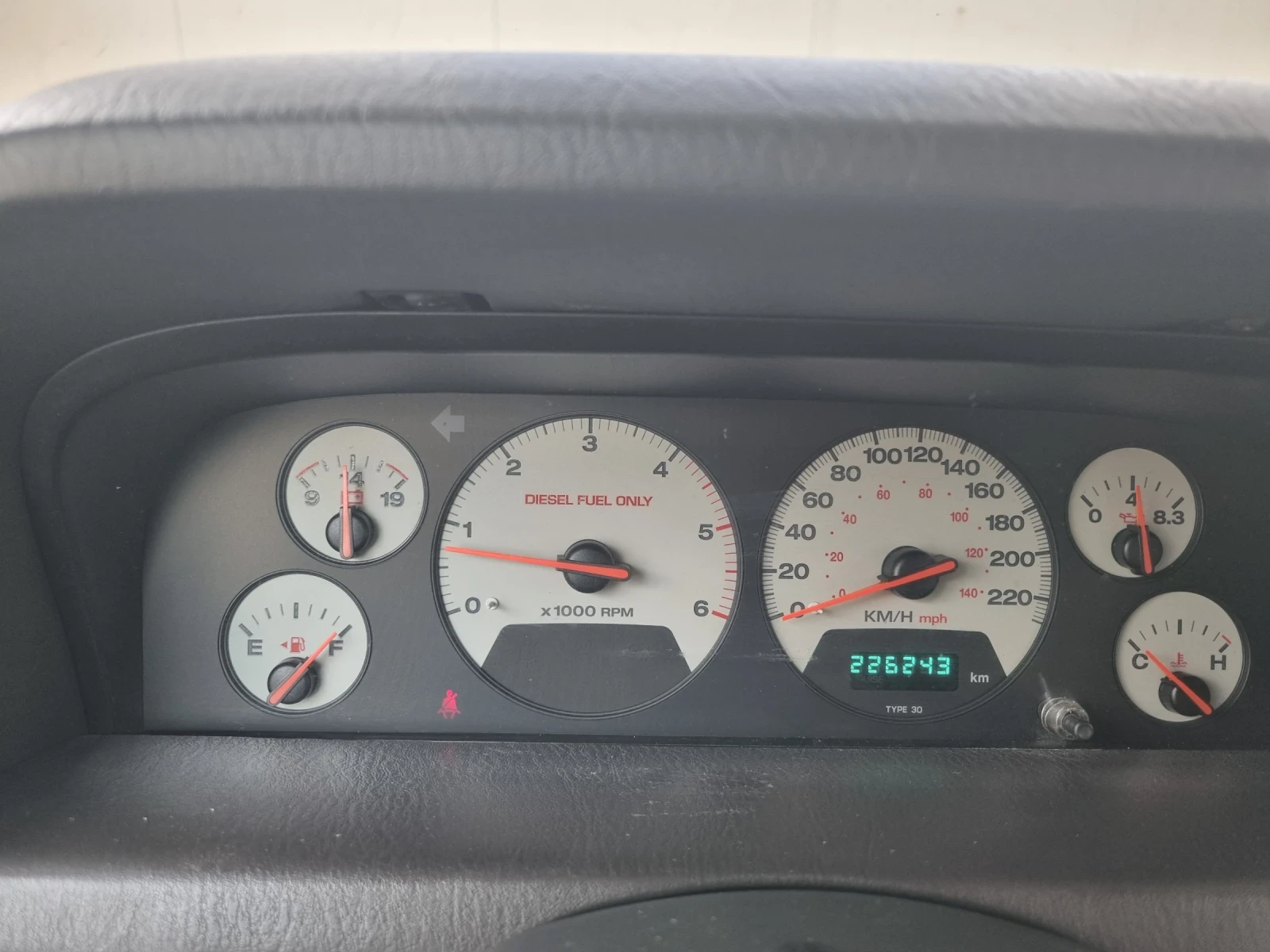 Jeep Grand cherokee, снимка 13 - Автомобили и джипове - 54757872