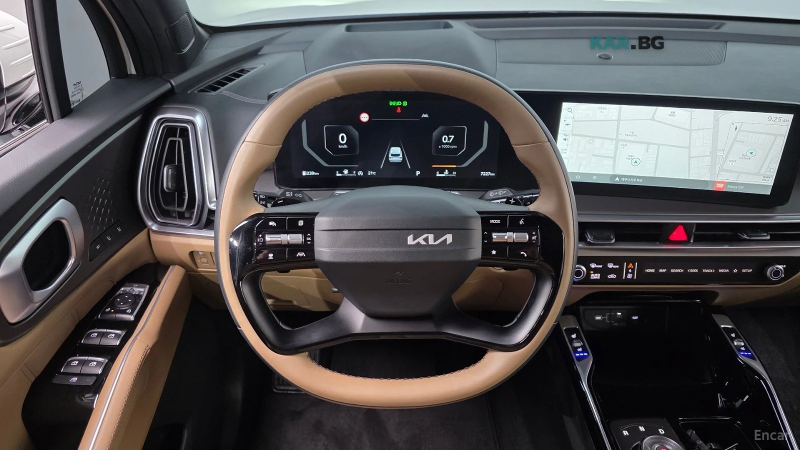 Kia Sorento 4TH GENERATION 2.2 DIESEL/360/HUD/DISTRONIC, снимка 10 - Автомобили и джипове - 54870905