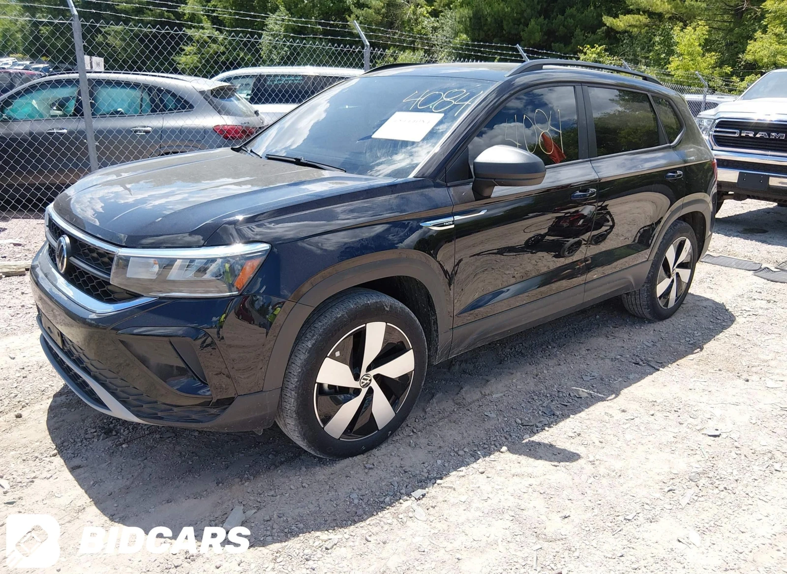 VW Taos 1.5T S 4MOTION | Digital cockpit, снимка 3 - Автомобили и джипове - 55151547