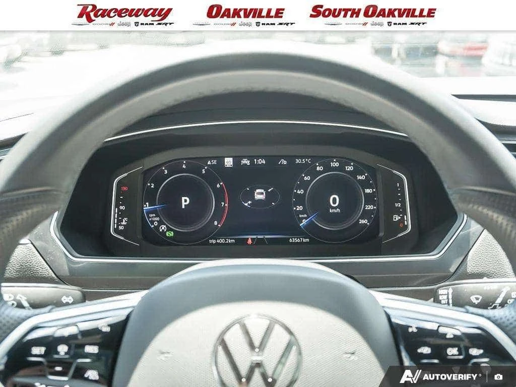 VW Tiguan * HIGLINE R LINE * ОБДУХВАНЕ * ПАНОРАМА * , снимка 12 - Автомобили и джипове - 55278281