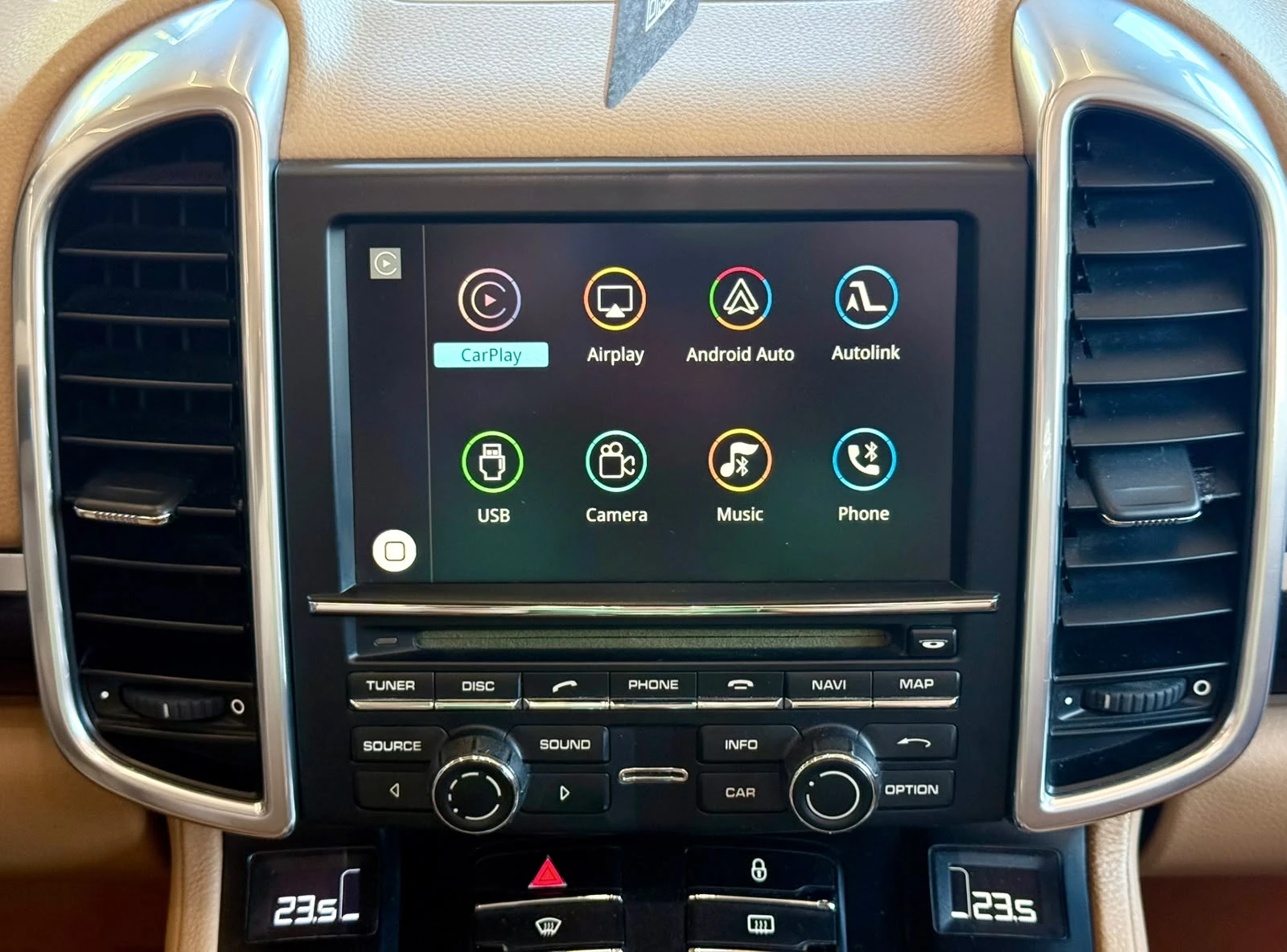 Porsche Cayenne Pano* Carplay* Подгрев* ЛИЗИНГ , снимка 12 - Автомобили и джипове - 55477869
