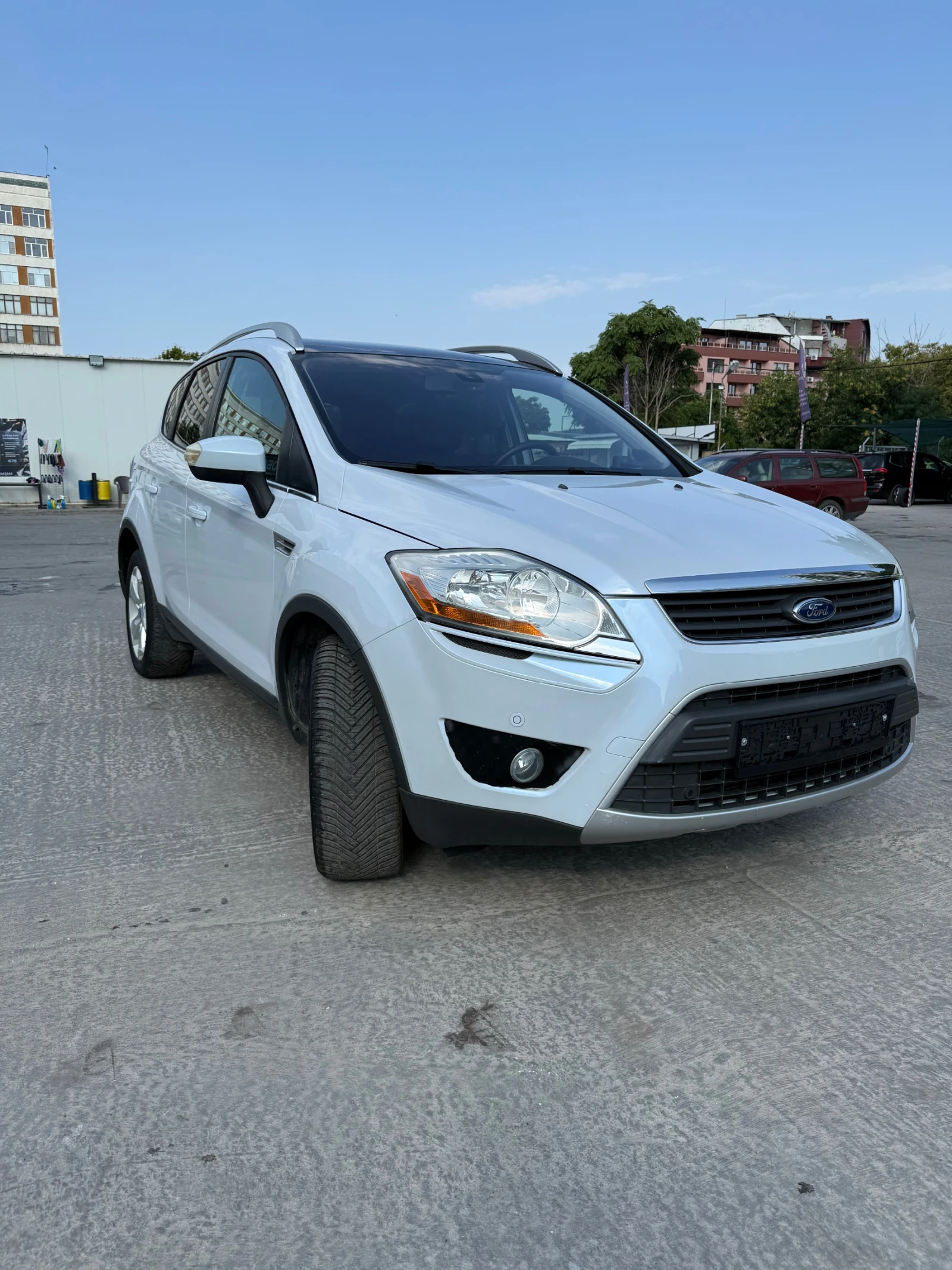 Ford Kuga TITANIUM* 4x4* KAMERA* NAVi, снимка 7 - Автомобили и джипове - 55767385
