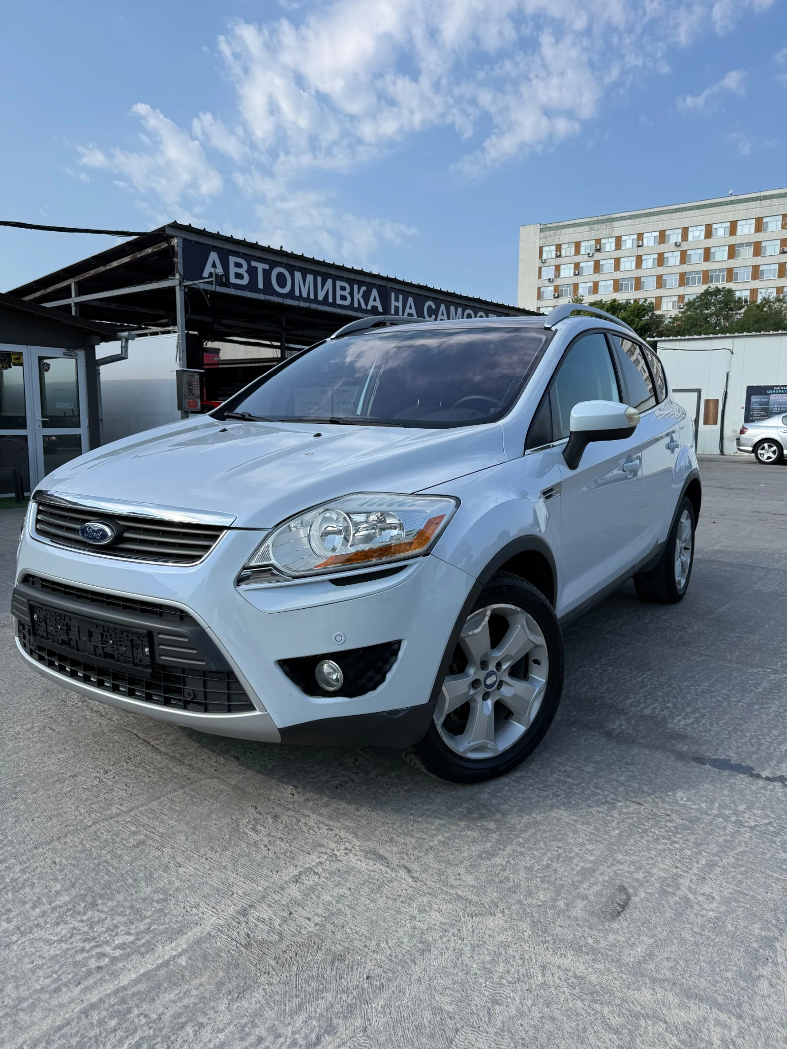 Ford Kuga TITANIUM* 4x4* KAMERA* NAVi