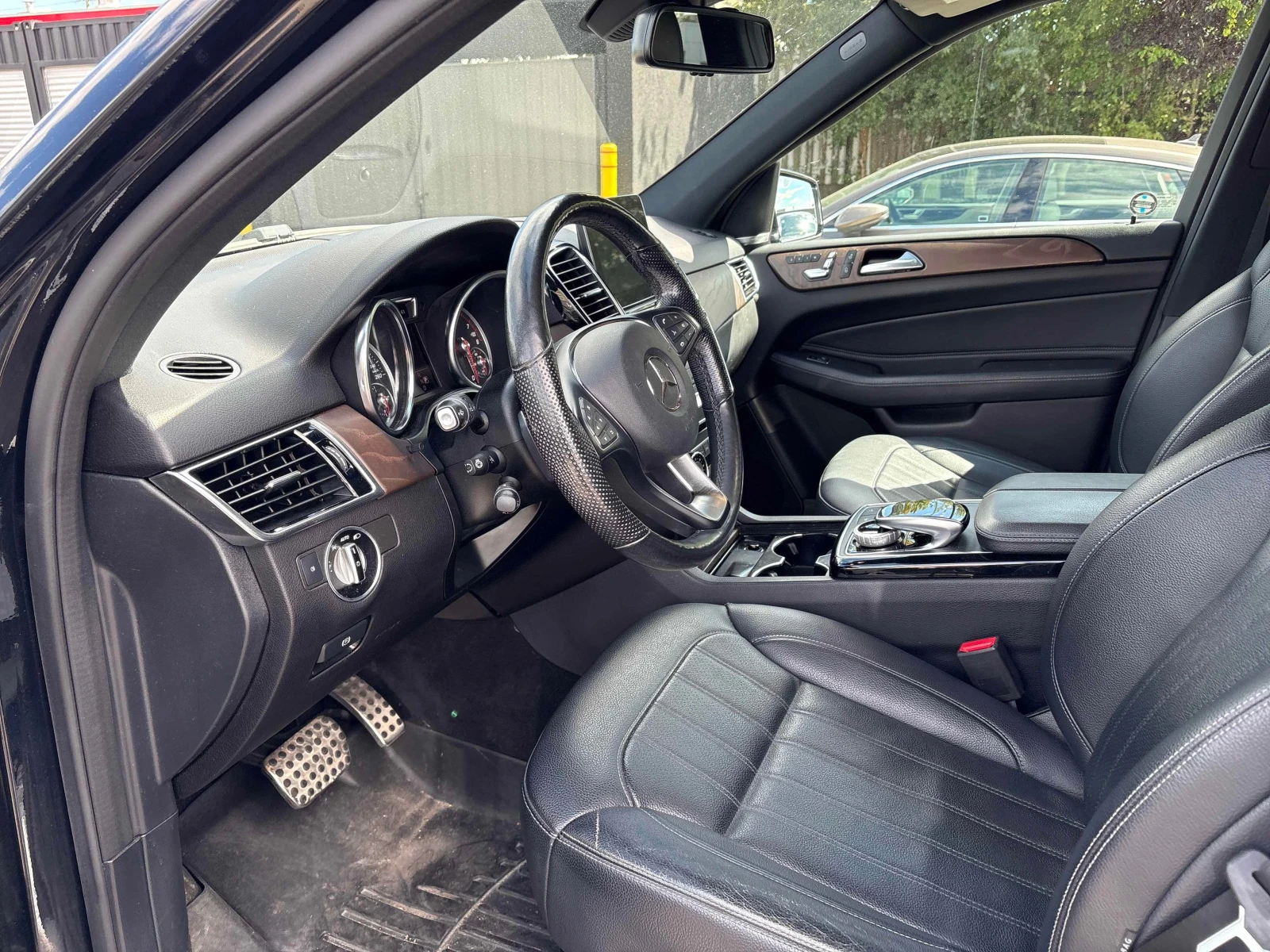 Mercedes-Benz GLE 400 * АВТОКРЕДИТ БЕЗ ПЪРВОНАЧАЛНА ВНОСКА* , снимка 5 - Автомобили и джипове - 55850973