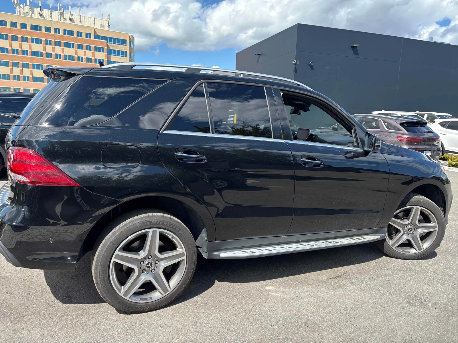 Mercedes-Benz GLE 400 * АВТОКРЕДИТ БЕЗ ПЪРВОНАЧАЛНА ВНОСКА* , снимка 14 - Автомобили и джипове - 55850973