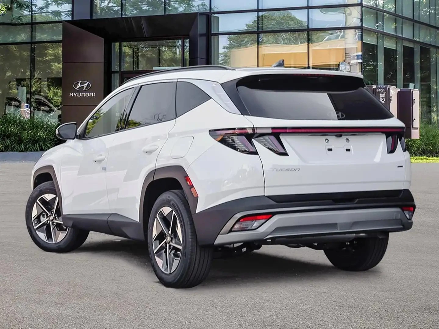 Hyundai Tucson PREFERRED ЦЕНА ДО БЪЛГАРИЯ АВТОКРЕДИТ, снимка 5 - Автомобили и джипове - 55940191