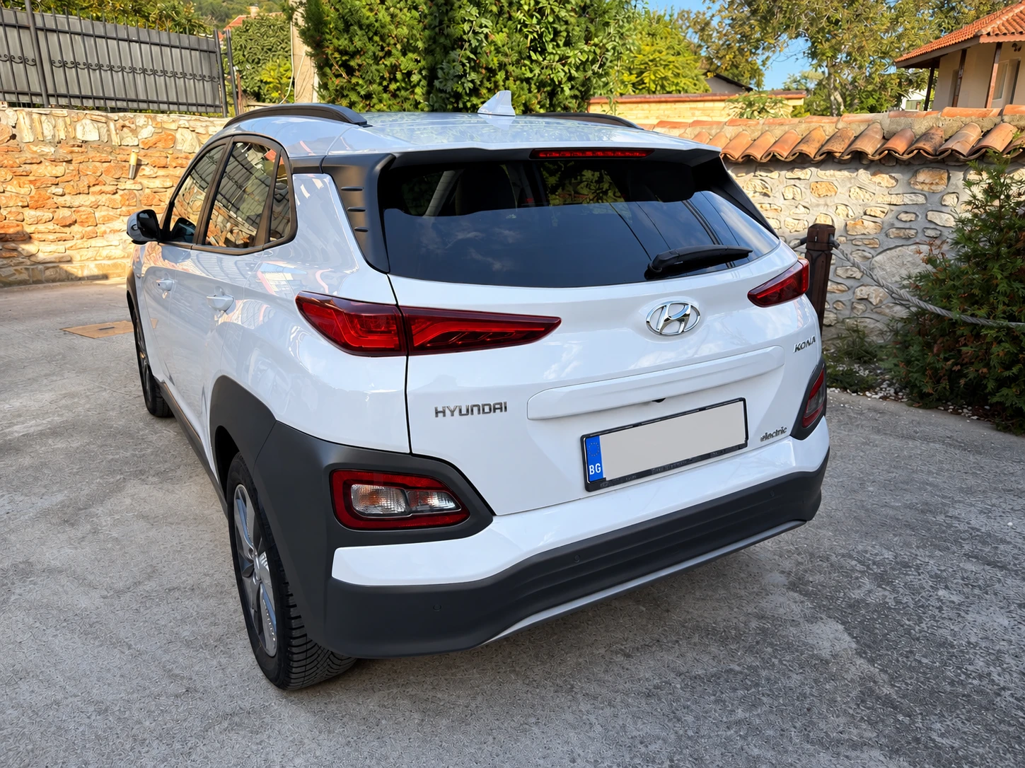 Hyundai Kona Electric, снимка 2 - Автомобили и джипове - 56342960