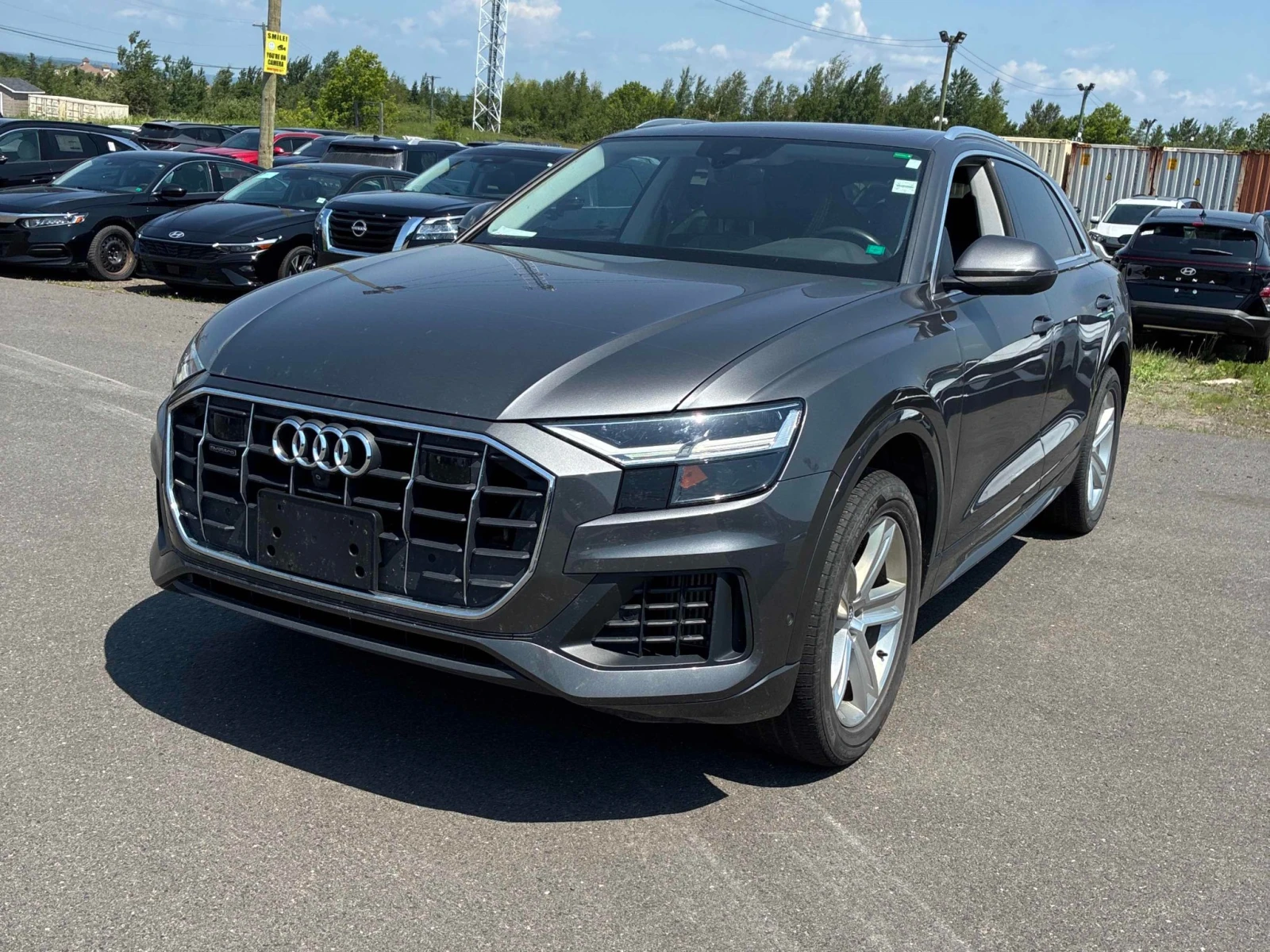 Audi Q8 Progressiv / 360 / Обдухване / Лизинг
