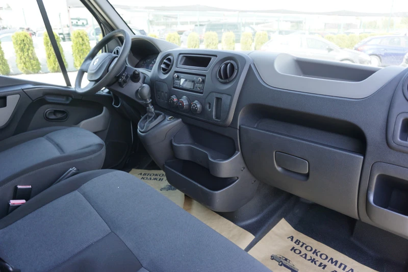 Renault Master 2.3/ТЕРМОИЗОЛИРАН/Регистриран, снимка 12 - Бусове и автобуси - 46550623