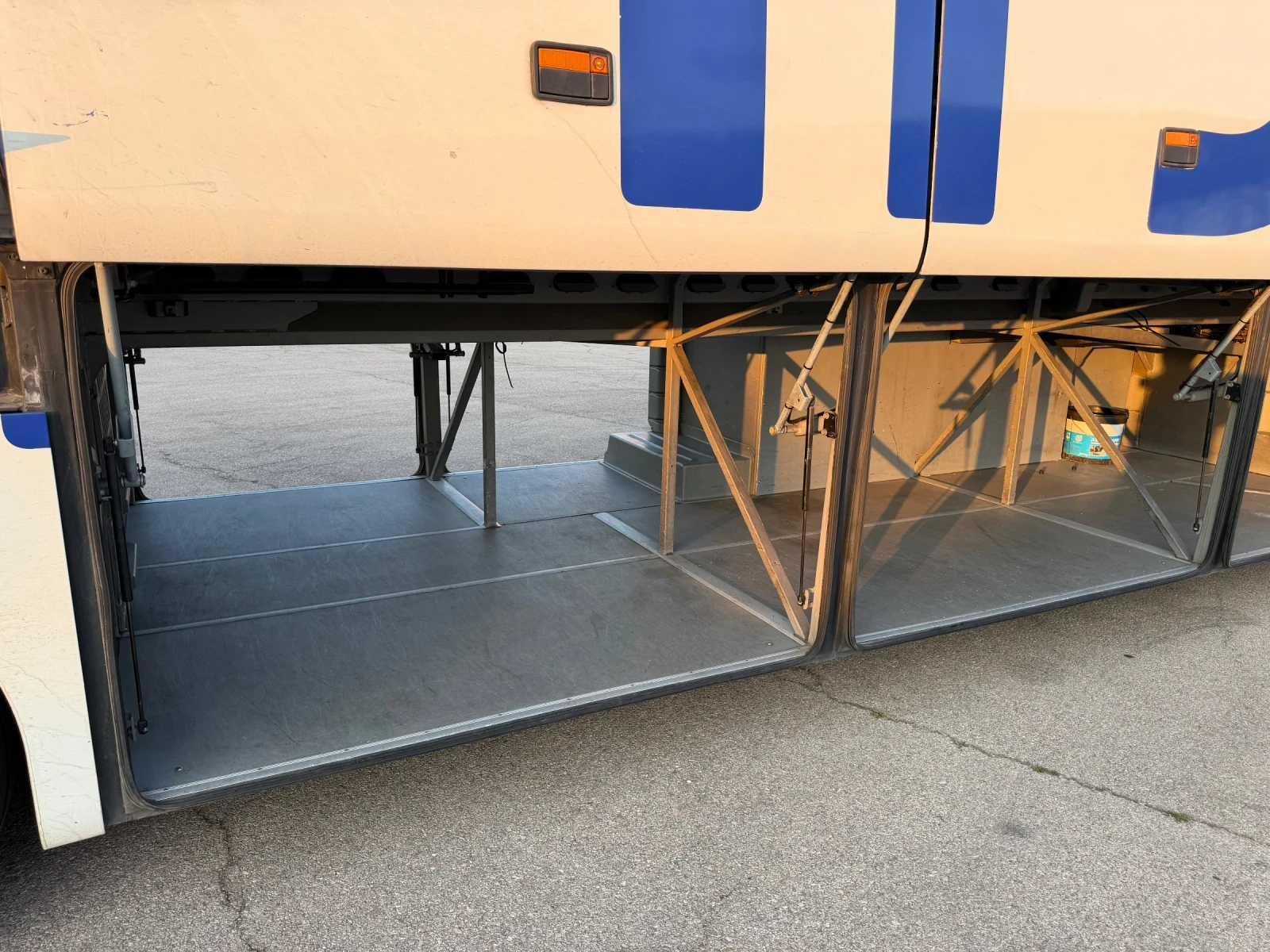 Mercedes-Benz Travego 17RHD L M3 o580 | Mobile.bg � ����������� 10