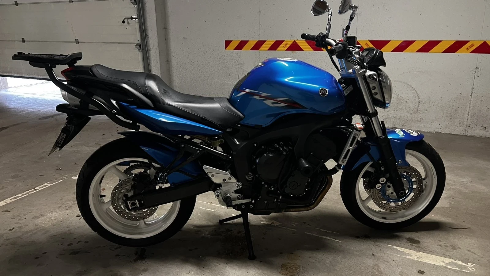 Yamaha Fazer FZ6N S2 600m3 41 000 km. Нови гуми/Регистриран - изображение 4