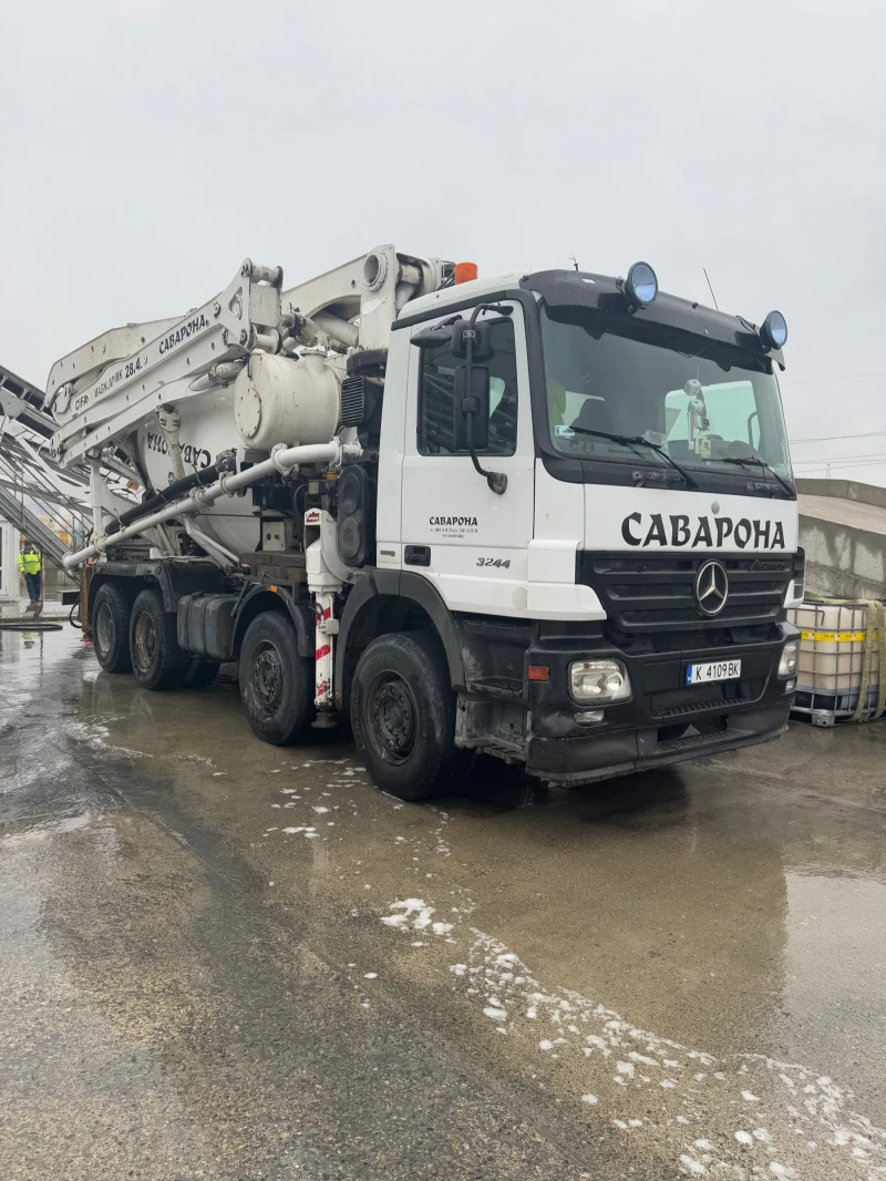 Бетон помпа Mercedes-Benz CIFA MAGNUM 28, снимка 1 - Индустриална техника - 48061401