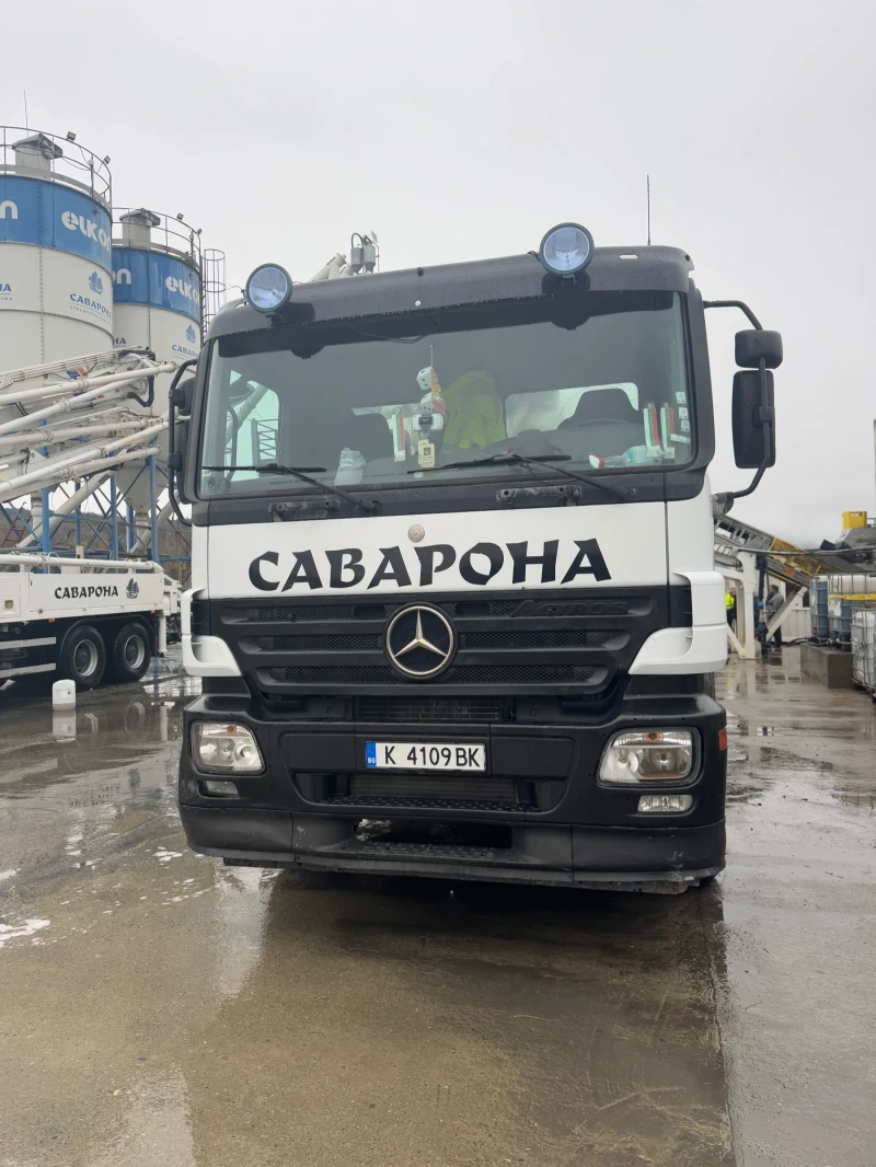 Бетон помпа Mercedes-Benz CIFA MAGNUM 28, снимка 3 - Индустриална техника - 48061401