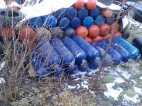 53 броя Бутилки Метан от Кадди 1 брой 59,25 лева без кран,Със крана 100 лева, снимка 1