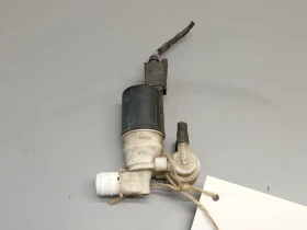 Помпа чистачки Волво В60,С60,V60,S60 2.0д