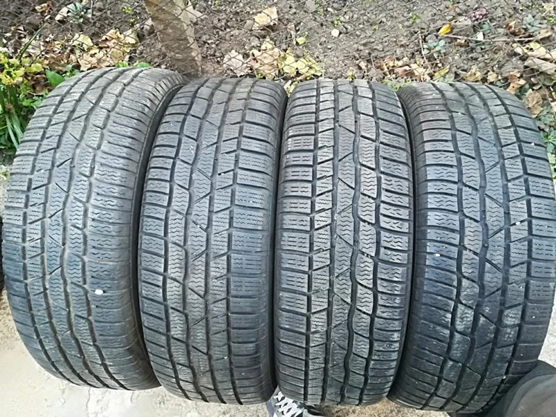 Гуми Зимни 205/60R16, снимка 1 - Гуми и джанти - 23625278