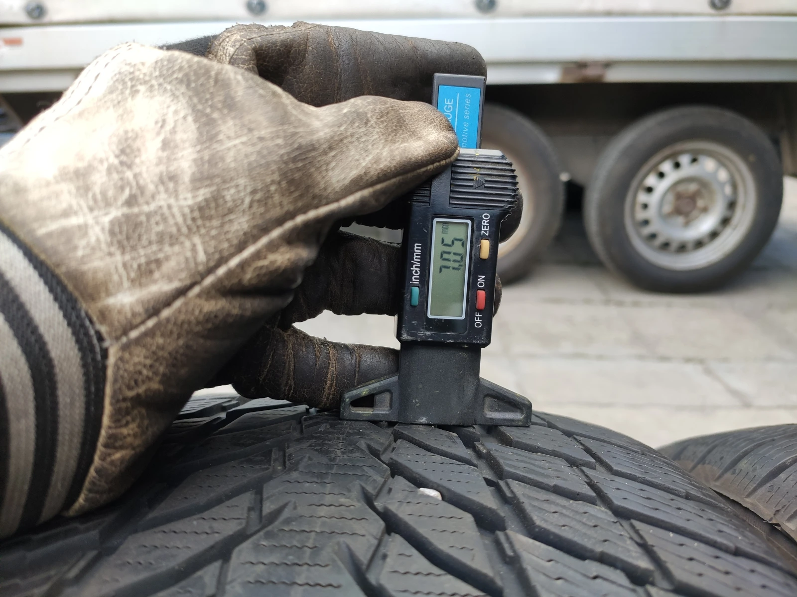  235/40R18 | Mobile.bg   7