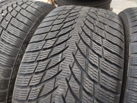 Гуми Зимни 235/40R18, снимка 2 - Гуми и джанти - 47282989