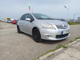 Toyota Auris, снимка 15