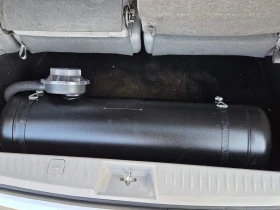 Mitsubishi Grandis 2.4 gaz, снимка 10