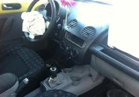 VW New beetle 1.6 2.0na chasti | Mobile.bg    6