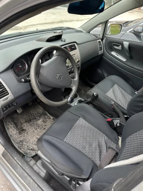 Suzuki Liana 1.6 LPG, снимка 7 - Автомобили и джипове - 53643455