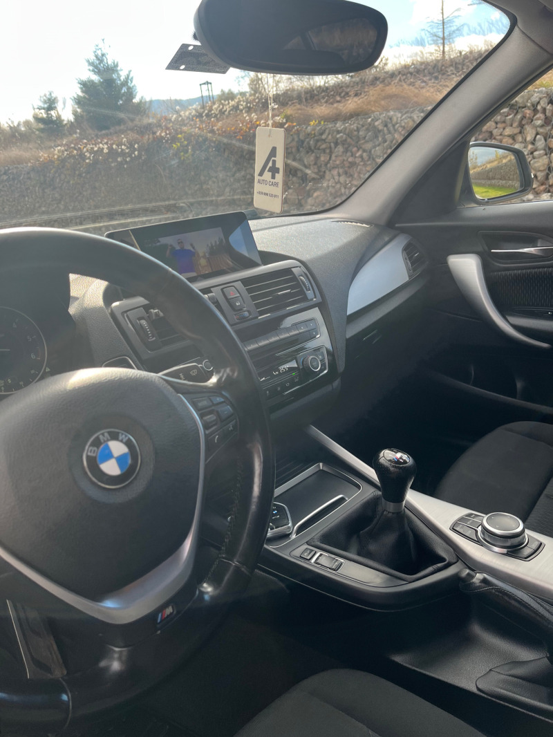 BMW 120 / М ПАКЕТ / ОБСЛУЖЕНА, снимка 7 - Автомобили и джипове - 44783401
