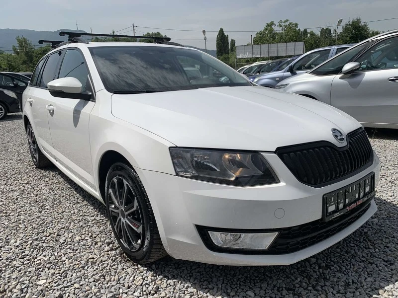 Skoda Octavia 1.8-180к.с, снимка 6 - Автомобили и джипове - 46443623