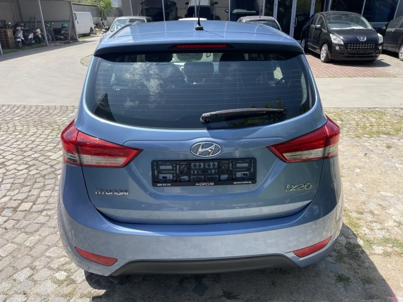 Hyundai Ix20 1.4i, снимка 6 - Автомобили и джипове - 46808477