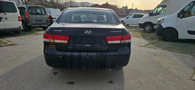 Hyundai Sonata 2.4i кожа , снимка 5 - Автомобили и джипове - 49564109